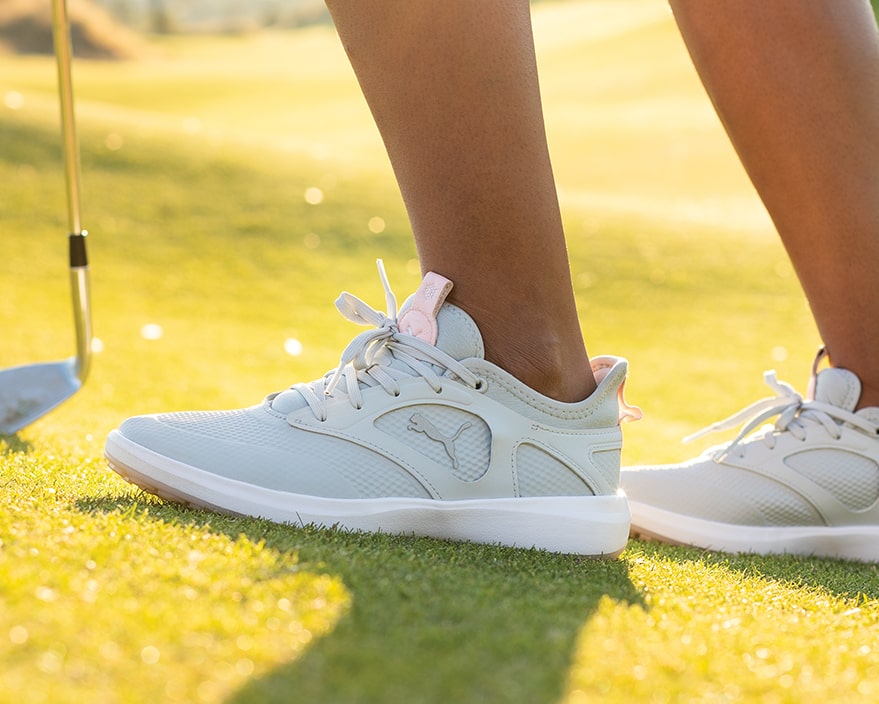 Puma Women s IGNITE Malibu Spikeless Golf Shoes Puma White Puma Sil